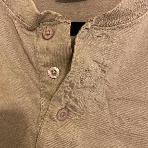 Men’s tee - Picture 3 of 4